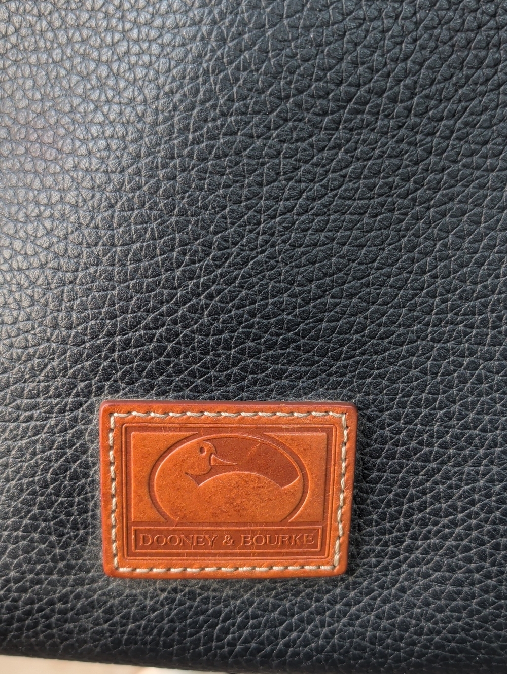 Dooney & Bourke, Midnight Blue Large Pebble Leather Tote With Rich Red Lining - Picture 2 of 16